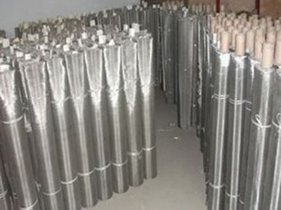 不锈钢网选购指南 304与316的差异及瑞纳丝网制品优势解析